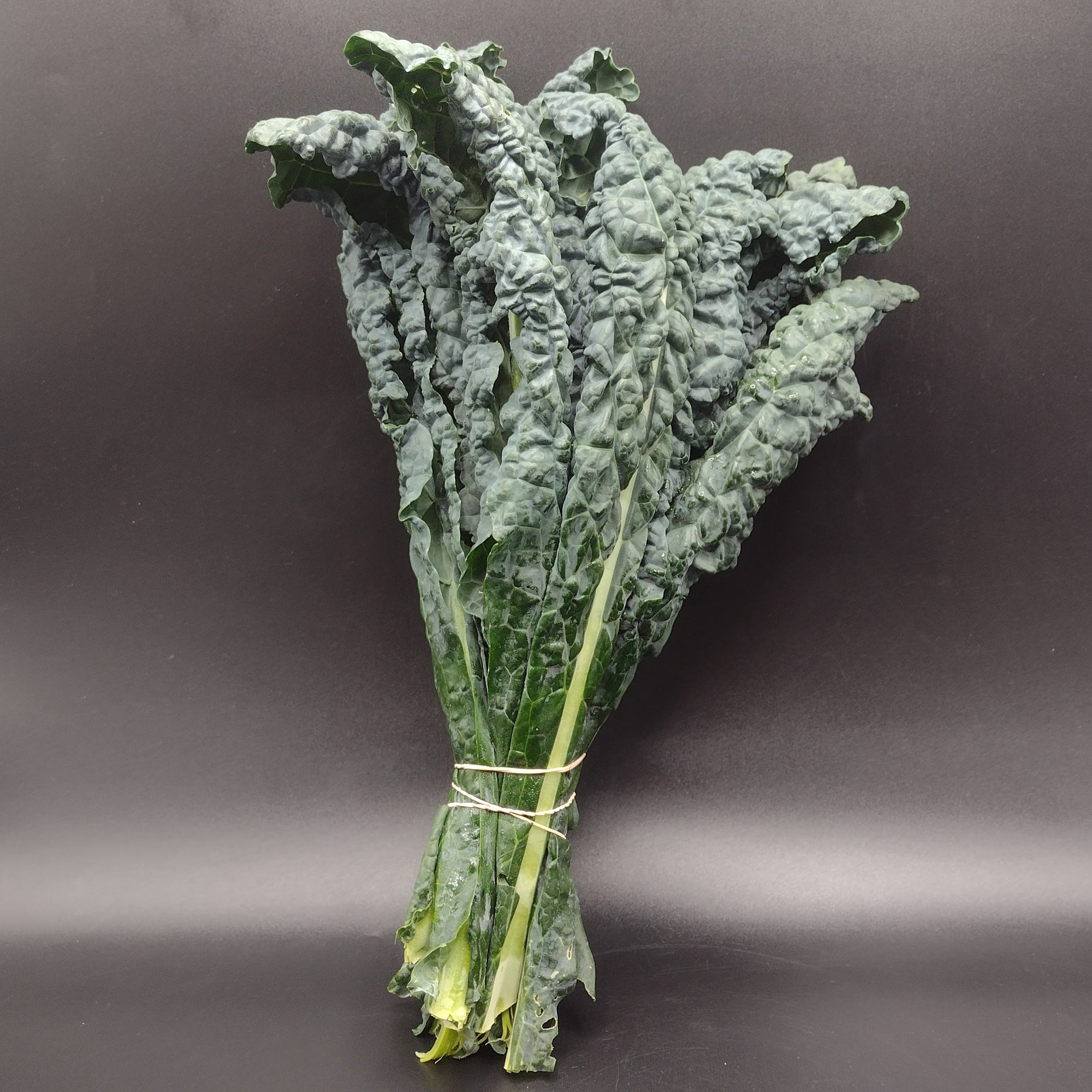 Kale, Dino Organic (1 Bunch)