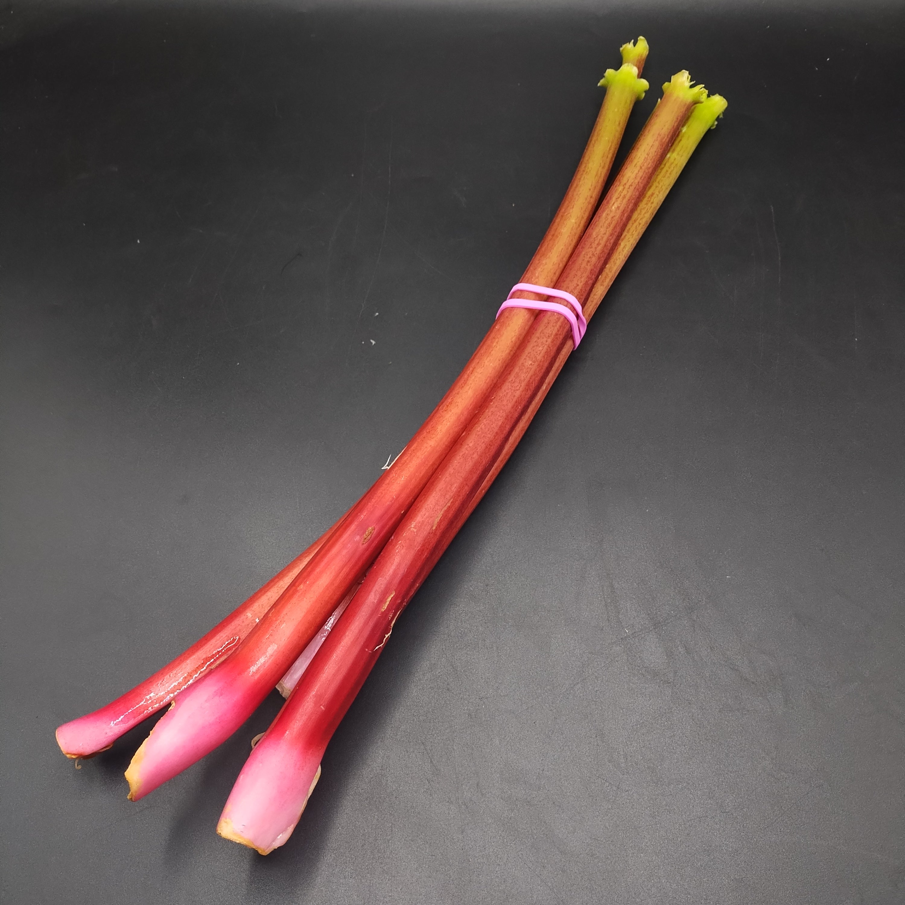 Rhubarb (bunch)